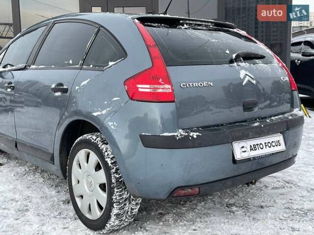 Серый Ситроен С4, объемом двигателя 1.36 л и пробегом 239 тыс. км за 4390 $, фото 5 на Automoto.ua