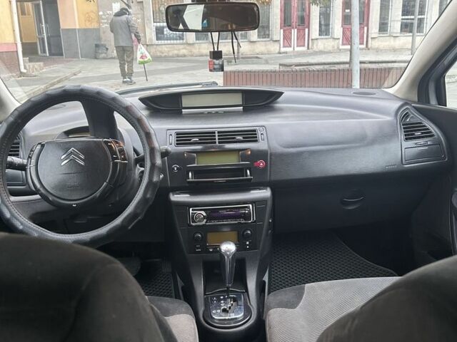 Ситроен С4 2007 в Тернополе на Automoto.ua Серый Ситроен С4, объемом двигателя 1.6 л и пробегом 180 тыс. км за 3200 $, фото 7 на Automoto.ua