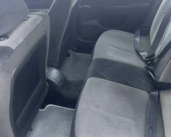 Ситроен С4 2007 в Тернополе на Automoto.ua Серый Ситроен С4, объемом двигателя 1.59 л и пробегом 176 тыс. км за 3200 $, фото 15 на Automoto.ua