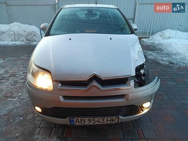 Серый Ситроен С4, объемом двигателя 1.6 л и пробегом 264 тыс. км за 2500 $, фото 7 на Automoto.ua
