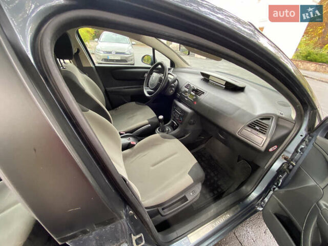 Серый Ситроен С4, объемом двигателя 1.59 л и пробегом 212 тыс. км за 3400 $, фото 7 на Automoto.ua