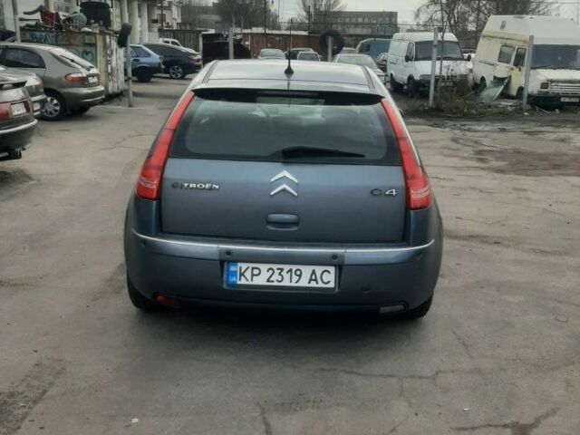 Серый Ситроен С4, объемом двигателя 2 л и пробегом 277 тыс. км за 2600 $, фото 3 на Automoto.ua
