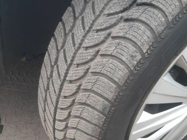 Серый Ситроен С4, объемом двигателя 2 л и пробегом 277 тыс. км за 2600 $, фото 4 на Automoto.ua