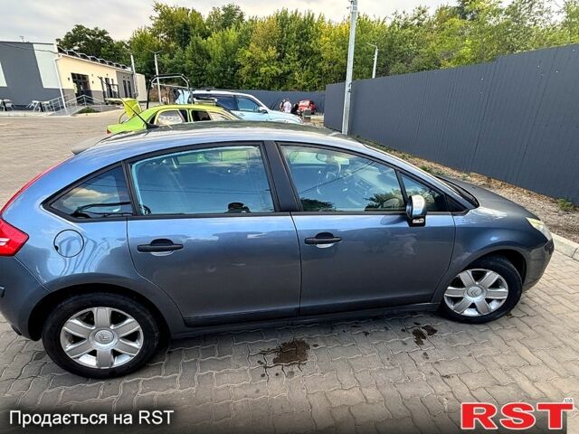 Серый Ситроен С4, объемом двигателя 1.6 л и пробегом 232 тыс. км за 5300 $, фото 1 на Automoto.ua