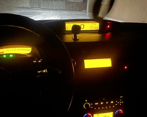 Сірий Сітроен С4, об'ємом двигуна 1.6 л та пробігом 175 тис. км за 3600 $, фото 4 на Automoto.ua