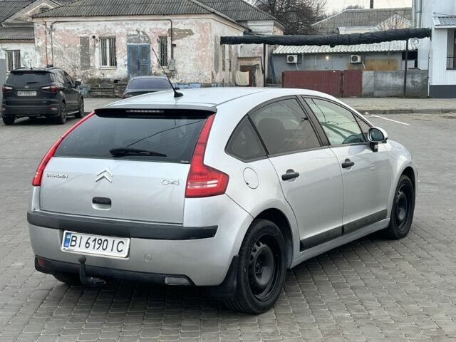 Сірий Сітроен С4, об'ємом двигуна 1.6 л та пробігом 300 тис. км за 3999 $, фото 4 на Automoto.ua