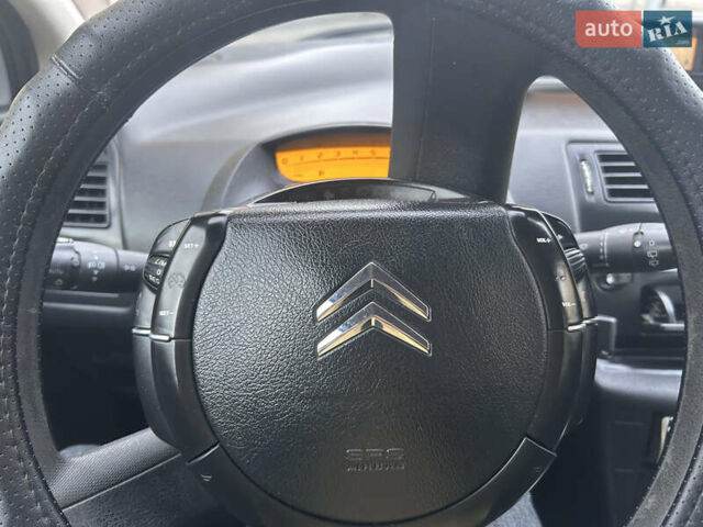 Ситроен С4 2007 в Тернополе на Automoto.ua Серый Ситроен С4, объемом двигателя 1.59 л и пробегом 176 тыс. км за 3200 $, фото 13 на Automoto.ua