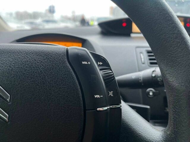 Серый Ситроен С4, объемом двигателя 1.4 л и пробегом 239 тыс. км за 4390 $, фото 20 на Automoto.ua