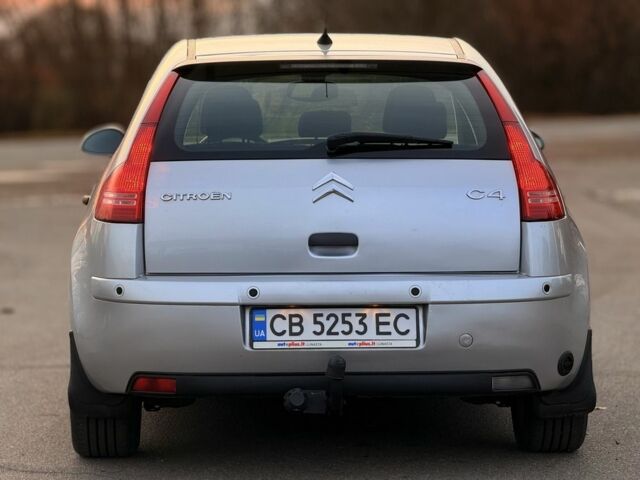 Серый Ситроен С4, объемом двигателя 1.6 л и пробегом 230 тыс. км за 4200 $, фото 4 на Automoto.ua