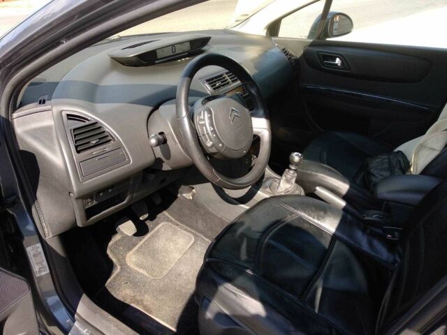 Сірий Сітроен С4, об'ємом двигуна 2 л та пробігом 178 тис. км за 5000 $, фото 15 на Automoto.ua