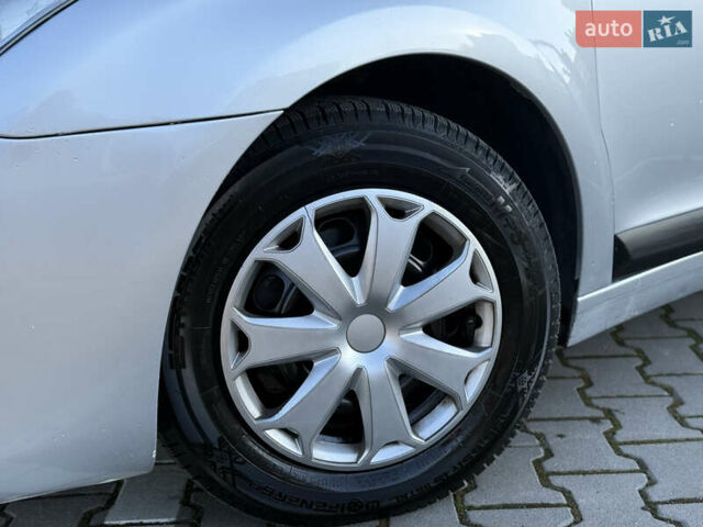 Серый Ситроен С4, объемом двигателя 1.56 л и пробегом 215 тыс. км за 4500 $, фото 6 на Automoto.ua