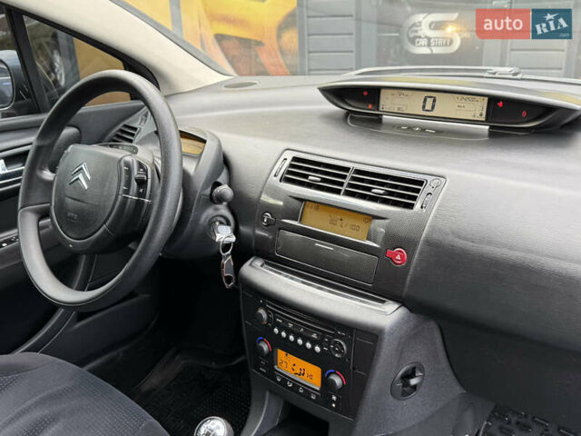 Сітроен С4 2008 у Стрые на Automoto.ua Сірий Сітроен С4, об'ємом двигуна 1.6 л та пробігом 242 тис. км за 4600 $, фото 33 на Automoto.ua