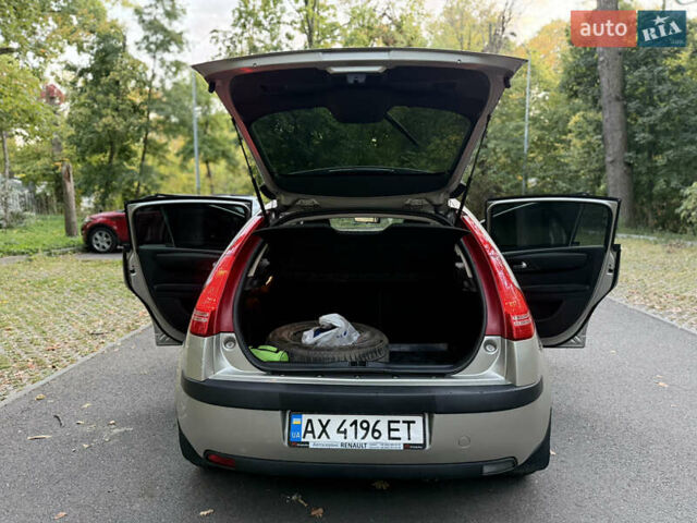 Сірий Сітроен С4, об'ємом двигуна 1.6 л та пробігом 171 тис. км за 4300 $, фото 18 на Automoto.ua