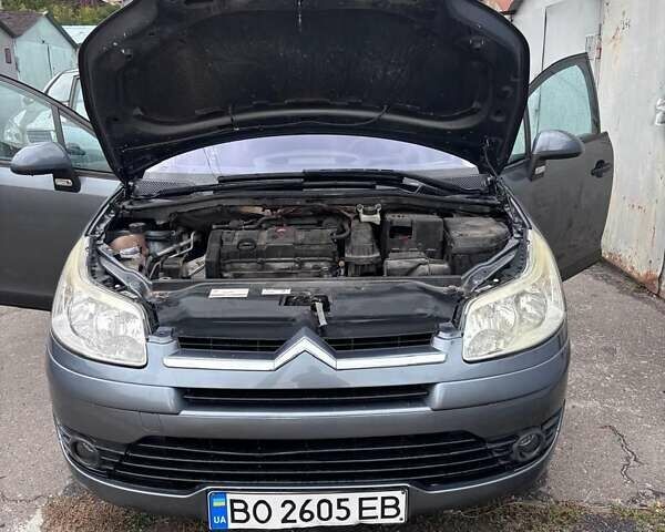 Серый Ситроен С4, объемом двигателя 1.6 л и пробегом 256 тыс. км за 5200 $, фото 6 на Automoto.ua
