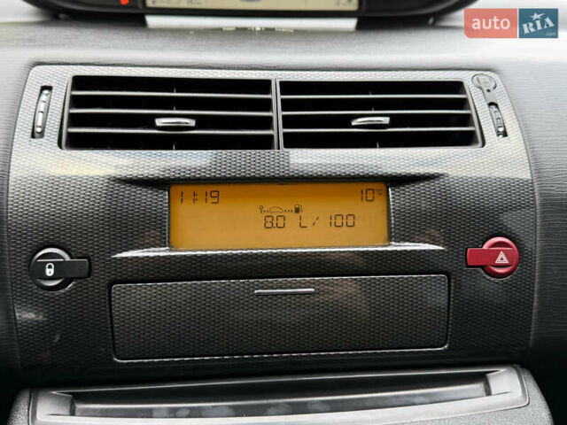 Сітроен С4 2008 у Стрые на Automoto.ua Сірий Сітроен С4, об'ємом двигуна 1.6 л та пробігом 242 тис. км за 4600 $, фото 49 на Automoto.ua