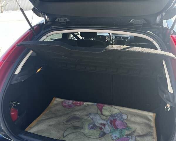 Серый Ситроен С4, объемом двигателя 1.6 л и пробегом 291 тыс. км за 3500 $, фото 21 на Automoto.ua