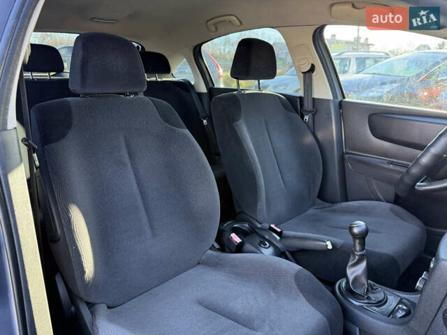 Сірий Сітроен С4, об'ємом двигуна 1.6 л та пробігом 272 тис. км за 5500 $, фото 20 на Automoto.ua