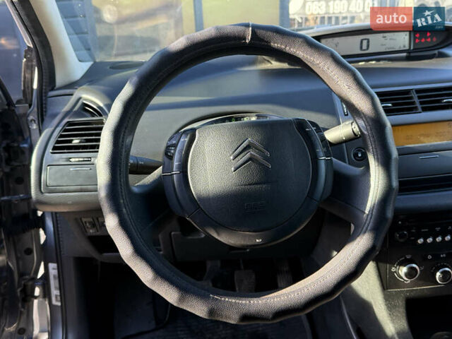 Сірий Сітроен С4, об'ємом двигуна 1.6 л та пробігом 272 тис. км за 5500 $, фото 35 на Automoto.ua