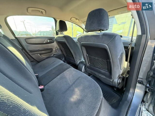 Сірий Сітроен С4, об'ємом двигуна 1.6 л та пробігом 272 тис. км за 5500 $, фото 4 на Automoto.ua