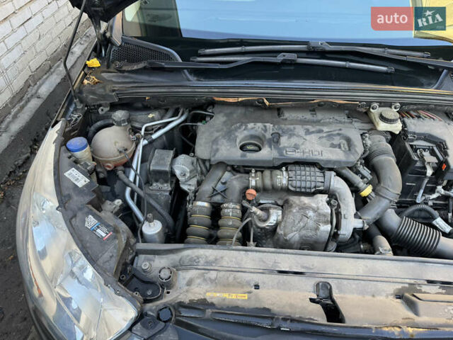 Серый Ситроен С4, объемом двигателя 1.56 л и пробегом 250 тыс. км за 6800 $, фото 14 на Automoto.ua