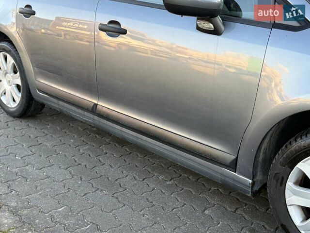 Серый Ситроен С4, объемом двигателя 1.6 л и пробегом 155 тыс. км за 3550 $, фото 6 на Automoto.ua