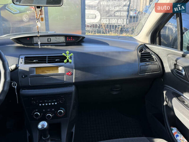 Сірий Сітроен С4, об'ємом двигуна 1.6 л та пробігом 272 тис. км за 5500 $, фото 26 на Automoto.ua