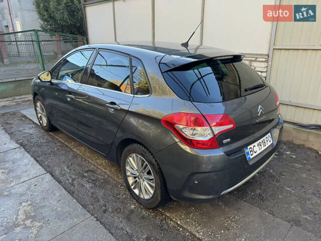 Серый Ситроен С4, объемом двигателя 1.56 л и пробегом 250 тыс. км за 6800 $, фото 3 на Automoto.ua