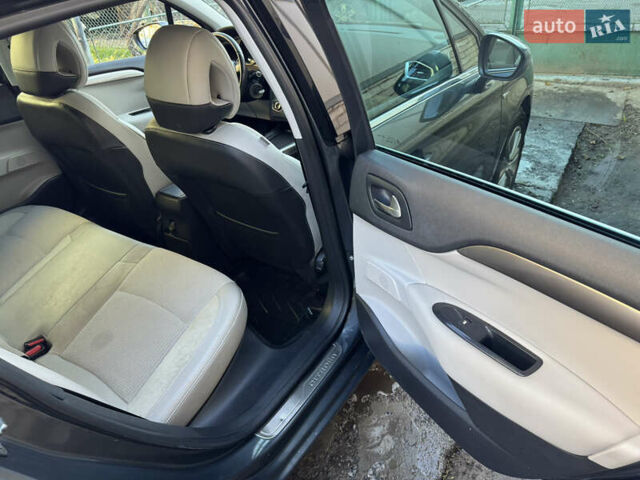 Серый Ситроен С4, объемом двигателя 1.56 л и пробегом 250 тыс. км за 6800 $, фото 11 на Automoto.ua