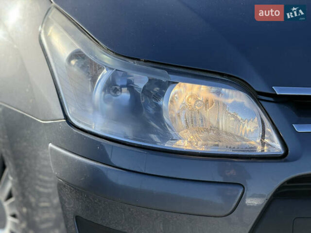 Сірий Сітроен С4, об'ємом двигуна 1.6 л та пробігом 272 тис. км за 5500 $, фото 9 на Automoto.ua