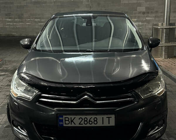 Серый Ситроен С4, объемом двигателя 1.56 л и пробегом 250 тыс. км за 8000 $, фото 10 на Automoto.ua