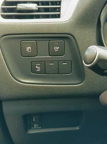 Сірий Сітроен С4, об'ємом двигуна 1.6 л та пробігом 193 тис. км за 6700 $, фото 17 на Automoto.ua