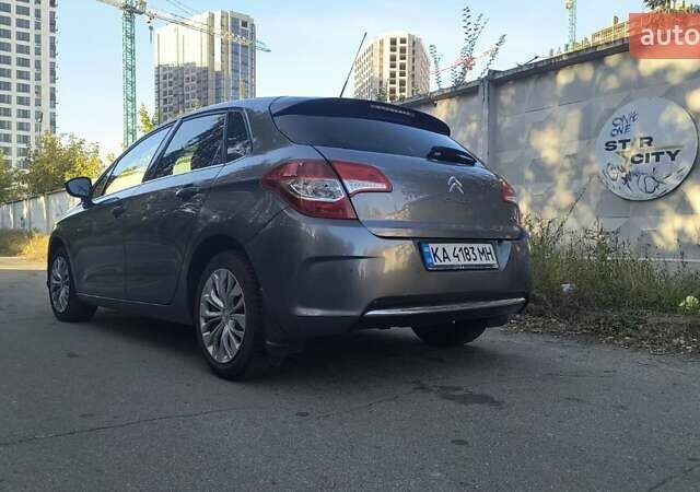 Сірий Сітроен С4, об'ємом двигуна 1.59 л та пробігом 145 тис. км за 7200 $, фото 4 на Automoto.ua