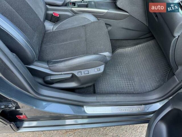 Серый Ситроен С4, объемом двигателя 1.56 л и пробегом 280 тыс. км за 7300 $, фото 33 на Automoto.ua