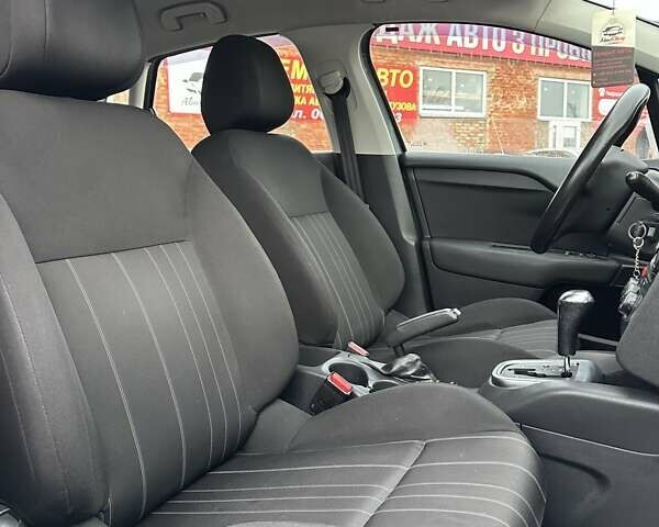 Серый Ситроен С4, объемом двигателя 1.6 л и пробегом 274 тыс. км за 6500 $, фото 9 на Automoto.ua