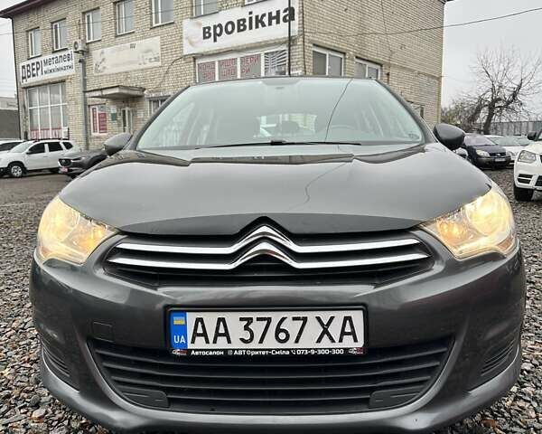 Серый Ситроен С4, объемом двигателя 1.6 л и пробегом 274 тыс. км за 6500 $, фото 2 на Automoto.ua