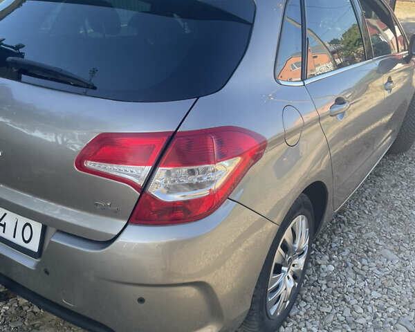 Сірий Сітроен С4, об'ємом двигуна 1.56 л та пробігом 280 тис. км за 6400 $, фото 2 на Automoto.ua