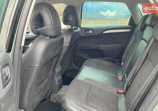 Серый Ситроен С4, объемом двигателя 1.6 л и пробегом 230 тыс. км за 6700 $, фото 12 на Automoto.ua