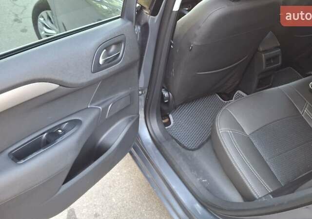 Серый Ситроен С4, объемом двигателя 1.59 л и пробегом 146 тыс. км за 7300 $, фото 1 на Automoto.ua