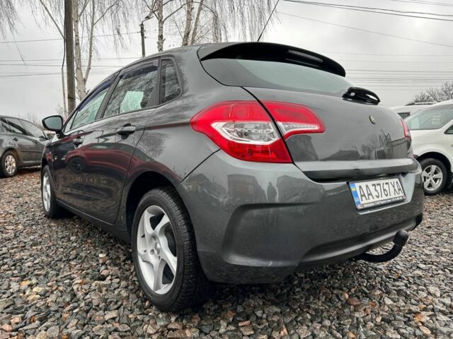 Серый Ситроен С4, объемом двигателя 1.6 л и пробегом 274 тыс. км за 6500 $, фото 3 на Automoto.ua