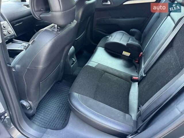 Серый Ситроен С4, объемом двигателя 1.56 л и пробегом 280 тыс. км за 7300 $, фото 35 на Automoto.ua