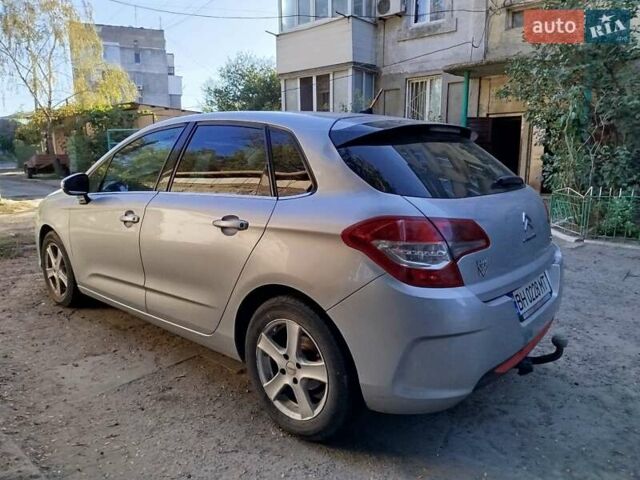 Серый Ситроен С4, объемом двигателя 1.56 л и пробегом 305 тыс. км за 6500 $, фото 10 на Automoto.ua