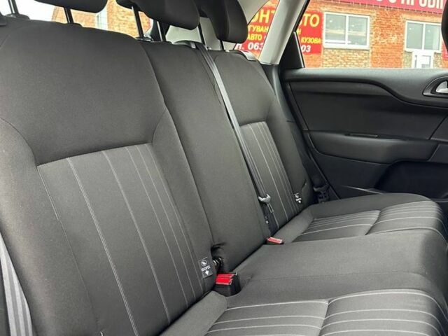 Серый Ситроен С4, объемом двигателя 1.6 л и пробегом 274 тыс. км за 6500 $, фото 5 на Automoto.ua