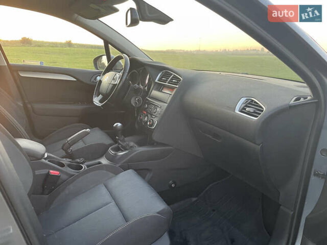 Серый Ситроен С4, объемом двигателя 1.6 л и пробегом 183 тыс. км за 5550 $, фото 19 на Automoto.ua