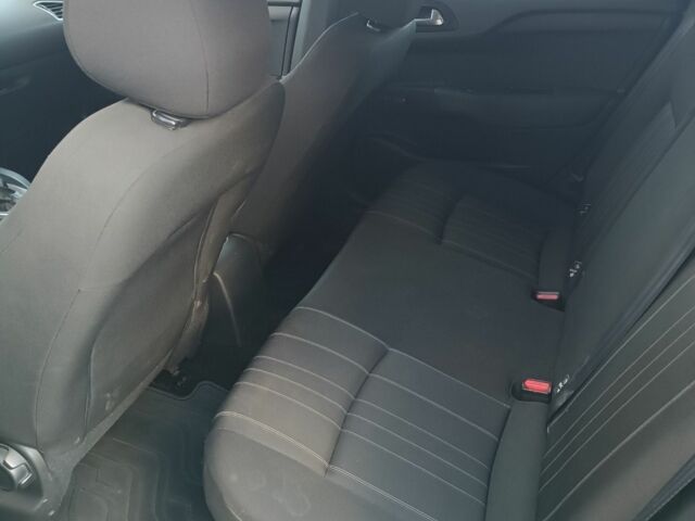 Серый Ситроен С4, объемом двигателя 1.6 л и пробегом 163 тыс. км за 5600 $, фото 7 на Automoto.ua