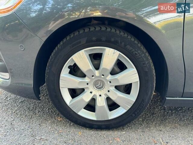 Серый Ситроен С4, объемом двигателя 1.56 л и пробегом 280 тыс. км за 7300 $, фото 19 на Automoto.ua