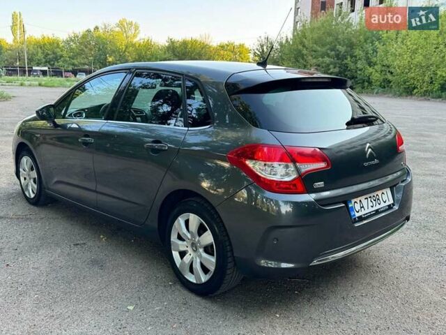 Серый Ситроен С4, объемом двигателя 1.56 л и пробегом 280 тыс. км за 7300 $, фото 5 на Automoto.ua