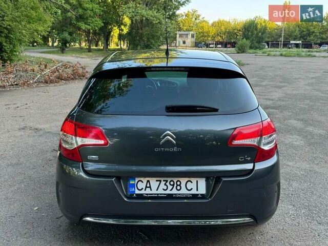 Серый Ситроен С4, объемом двигателя 1.56 л и пробегом 280 тыс. км за 7300 $, фото 7 на Automoto.ua