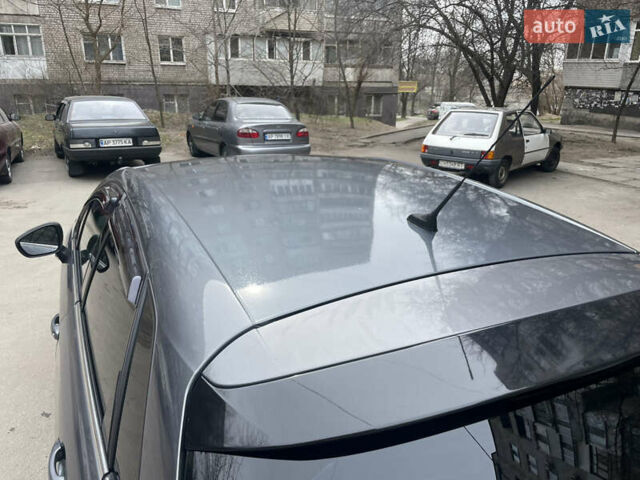 Серый Ситроен С4, объемом двигателя 1.6 л и пробегом 175 тыс. км за 5800 $, фото 3 на Automoto.ua