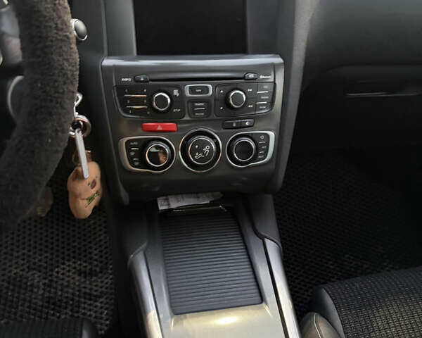 Сірий Сітроен С4, об'ємом двигуна 1.56 л та пробігом 100 тис. км за 8400 $, фото 7 на Automoto.ua