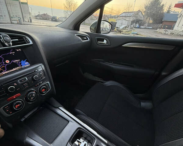 Серый Ситроен С4, объемом двигателя 1.6 л и пробегом 100 тыс. км за 8500 $, фото 11 на Automoto.ua